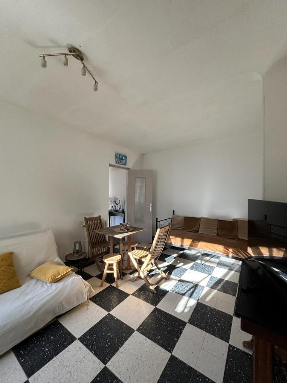 Appartement Chateauneuf Les Martigues Bagian luar foto