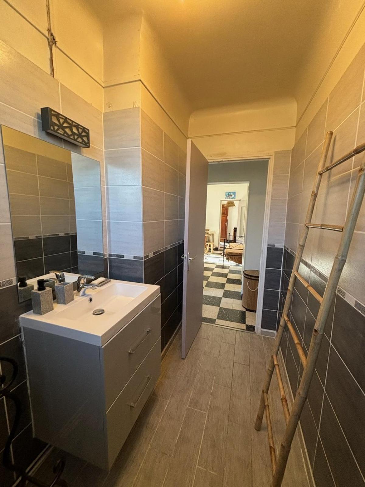 Appartement Chateauneuf Les Martigues Bagian luar foto